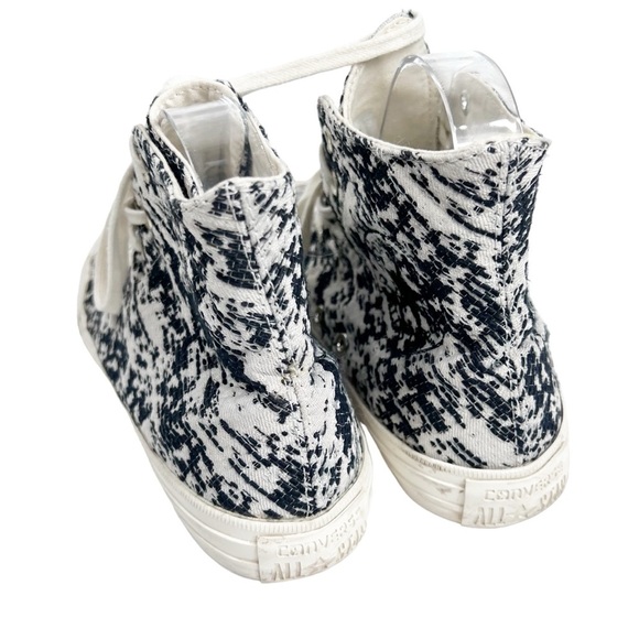 CONVERSE Chuck Taylor classic lace up high top sneakers | Textured Fabric - Picture 5 of 9